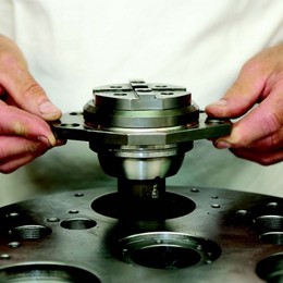 Hőkezelő kemencéket vásárol a győri fémmegmunkáló