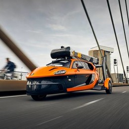 FIRST FLYING CAR OF THE WORLD