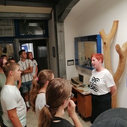 Factory visit by a summer camp to Borsodi Műhely Kft.