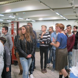 Betriebsbesuch der Schule von Ménfőcsanak